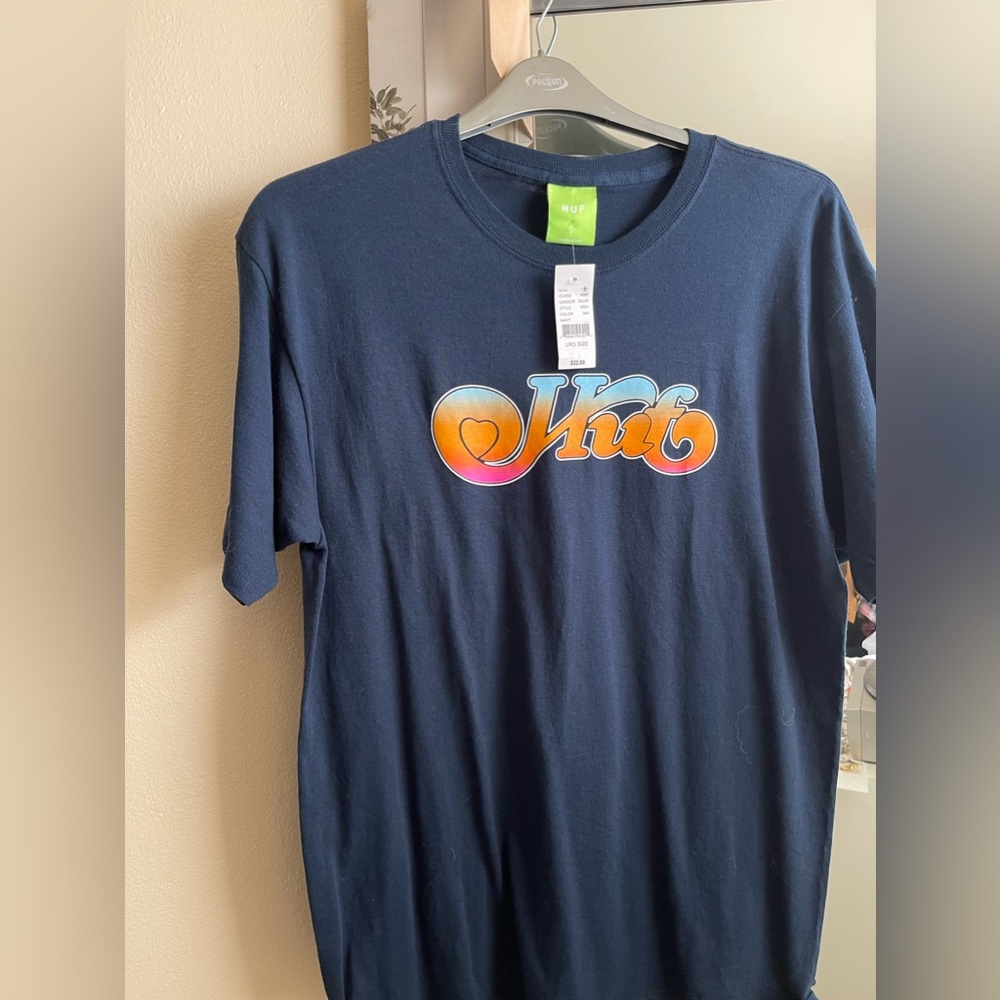 HUF tee